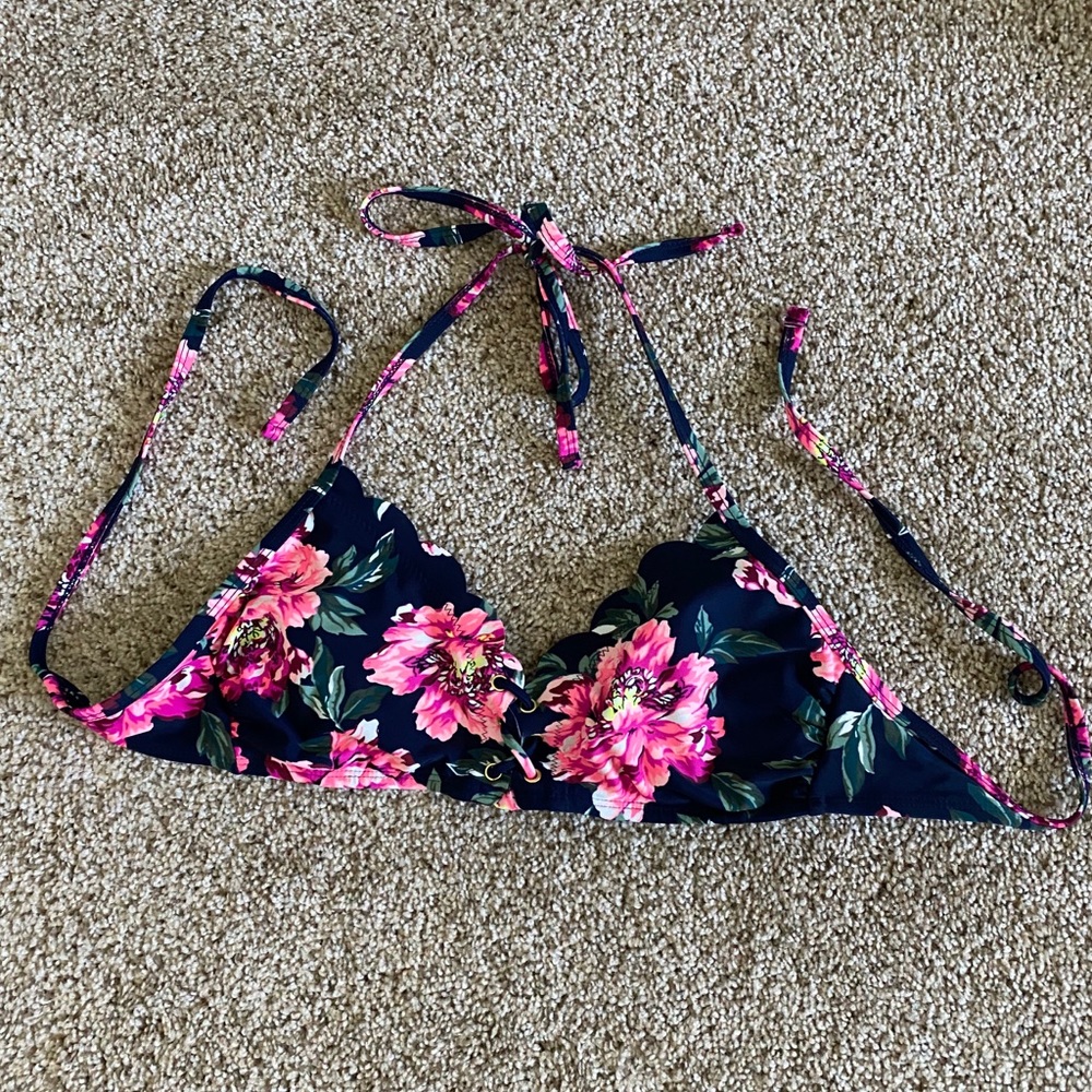 Bikini top